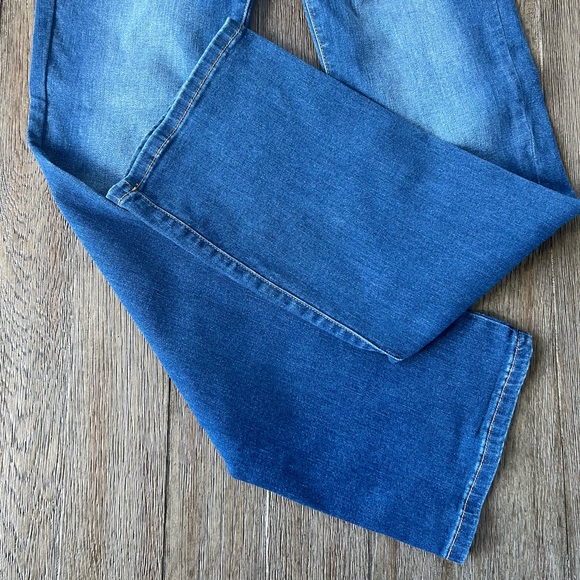 Judy Blue flare NWOT!!! - Picture 7 of 8